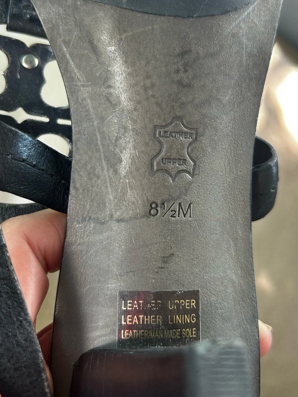 Tory Burch Holly Black Leather Logo Thong Sandals with Gold Emblem size 8.5